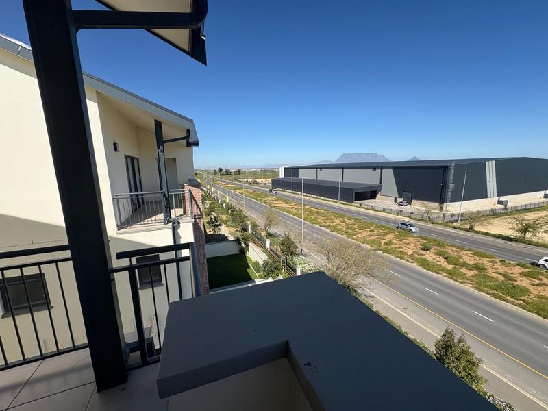 To Let 1 Bedroom Property for Rent in Richwood Western Cape